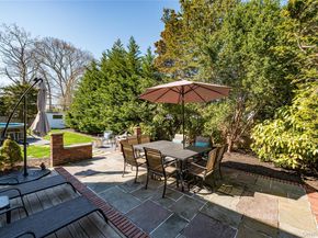 256 4th Avenue, Saint James NY 11780