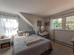 256 4th Avenue, Saint James NY 11780