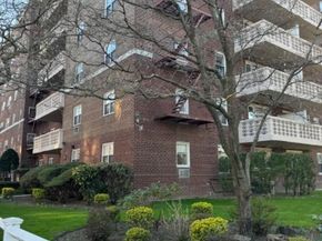 151-20 88th Street 2G, Howard Beach NY 11414