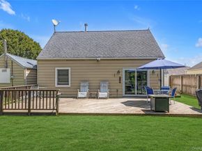 304 Jamaica Boulevard, Carle Place NY 11514
