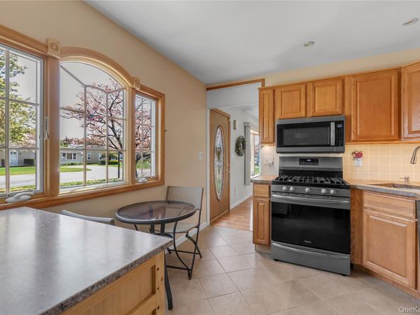 304 Jamaica Boulevard, Carle Place NY 11514