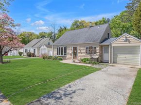 304 Jamaica Boulevard, Carle Place NY 11514