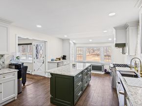 9 Weaver Lane, Dix Hills NY 11746