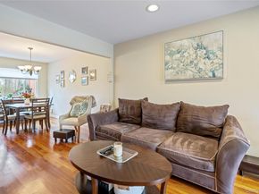 3 Town House Drive, Massapequa Park NY 11762