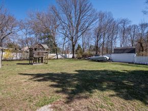 119 7th Street, Saint James NY 11780
