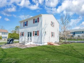 12 Ocean Avenue, East Quogue NY 11942