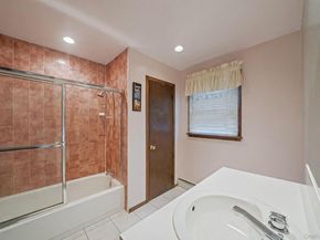 12 Ocean Avenue, East Quogue NY 11942
