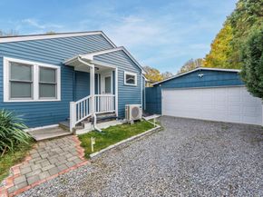 10940 Main Road, East Marion NY 11939