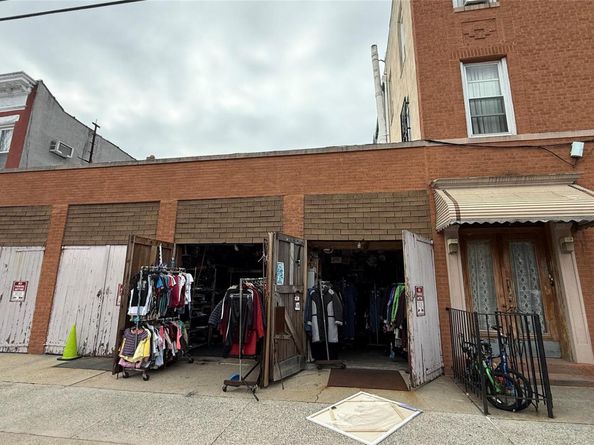 568 Grandview Avenue, Ridgewood NY 11385