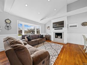 261 N 6th Street, Bethpage NY 11714