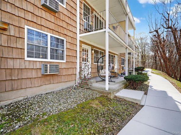 1840 Crompond Road 1A4, Peekskill NY 10566
