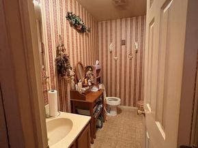 142 King Road, Rocky Point NY 11778