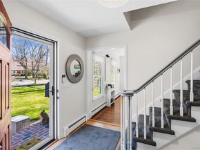 31 Meroke Trail, Port Jefferson NY 11777