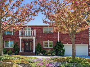 1 Kissam Lane, Glen Head NY 11545