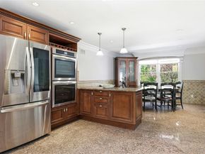 1 Kissam Lane, Glen Head NY 11545