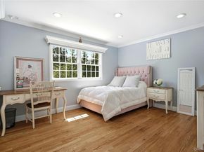 1 Kissam Lane, Glen Head NY 11545
