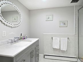 1 Kissam Lane, Glen Head NY 11545