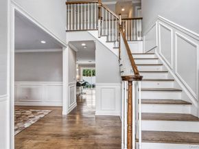 53 Surrey Lane, Plainview NY 11803
