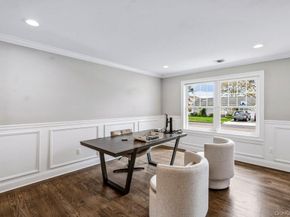 53 Surrey Lane, Plainview NY 11803