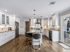 53 Surrey Lane, Plainview NY 11803