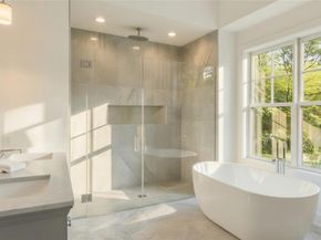 314.2 N Magee Street, Southampton NY 11968