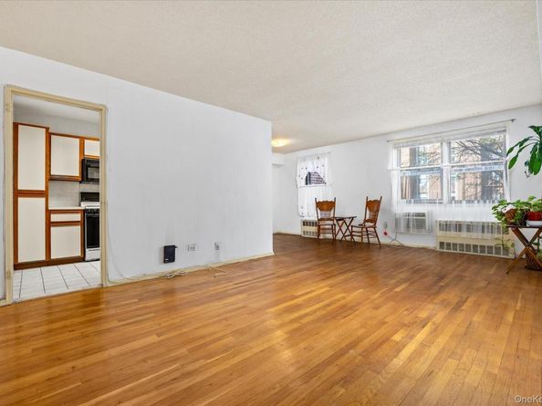 84-29 155th Avenue 2B, Howard Beach NY 11414