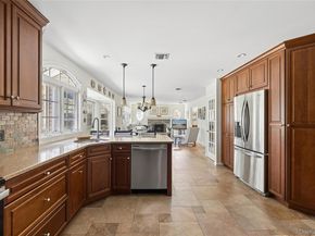 7 Midfield Street, Stony Brook NY 11790