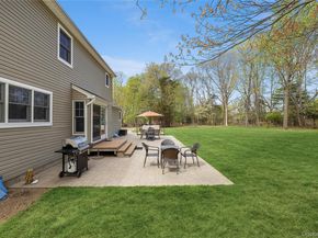 7 Midfield Street, Stony Brook NY 11790