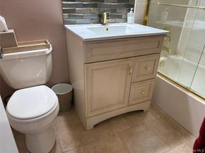 280 GUY LOMBARDO Avenue 5L, Freeport NY 11520