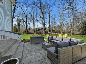 17 Quaker Hill Road, Stony Brook NY 11790