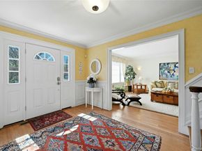 17 Quaker Hill Road, Stony Brook NY 11790