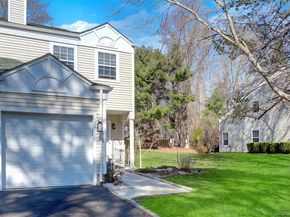 39 Quail Court, Manorville NY 11949