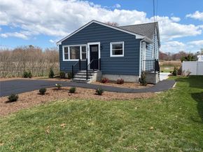 43 Abby Lane, Shirley NY 11967