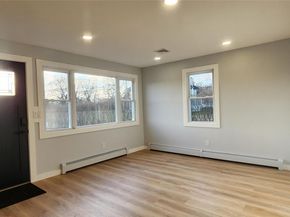 43 Abby Lane, Shirley NY 11967