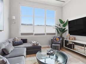 100 Garvies Point Road 1025, Glen Cove NY 11542