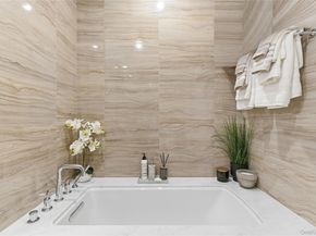 100 Garvies Point Road 1025, Glen Cove NY 11542