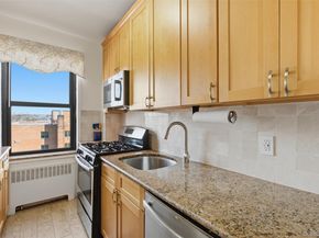 325 Main Street 6H, White Plains NY 10601