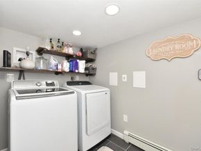 3 Berryhill Lane, Bethpage NY 11714