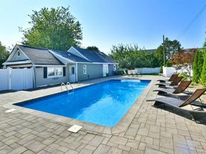 3 Berryhill Lane, Bethpage NY 11714