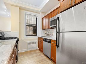 273 Bennett Avenue 3G, New York (Manhattan) NY 10040