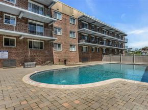 200 Atlantic Avenue 123, Lynbrook NY 11563