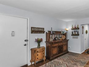 200 Atlantic Avenue 123, Lynbrook NY 11563