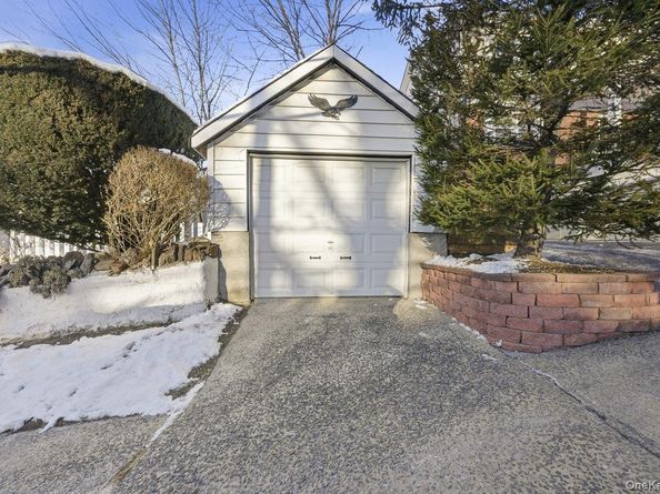 96 Gordon Street, Yonkers NY 10701