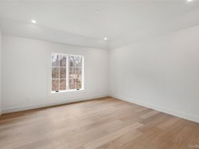 9 Wilderness Road, Nissequogue NY 11780