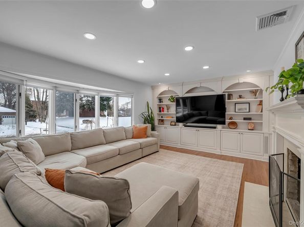 1A Orchard Farm Road, Port Washington NY 11050