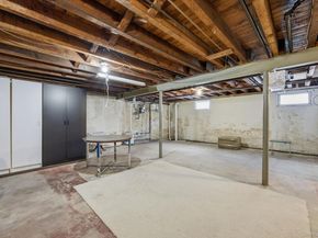 54 Aberdeen Road, New Hyde Park NY 11040