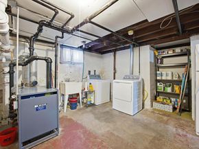 54 Aberdeen Road, New Hyde Park NY 11040