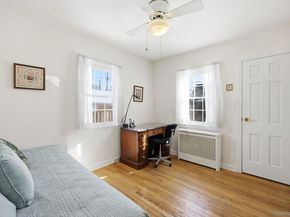 54 Aberdeen Road, New Hyde Park NY 11040