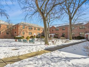 79-12 155th Avenue 195, Howard Beach NY 11414