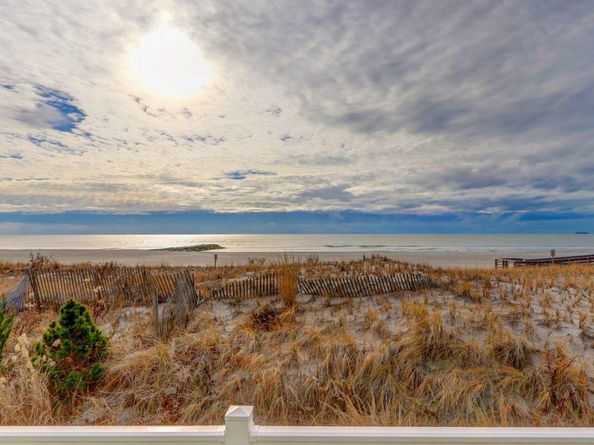 3 Oceanview Court, Long Beach NY 11561